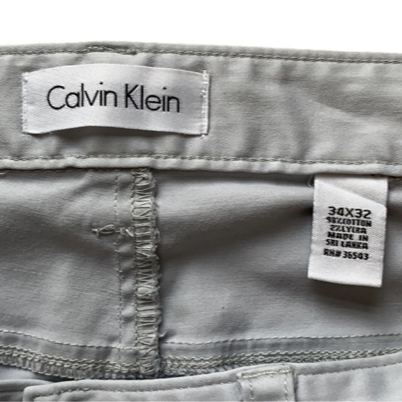 Men’s Calvin Klein light grey khakis - Picture 4 of 4